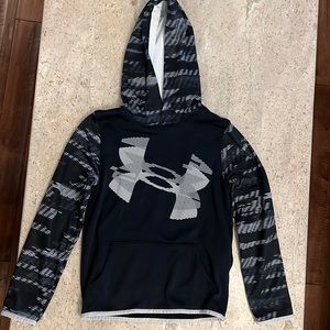 Under armour hoodie youth medium cold gear